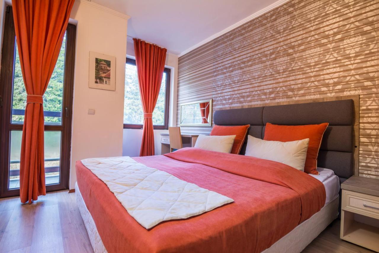 Apart Hotel Stenata ปอมโปโรโว ภายนอก รูปภาพ