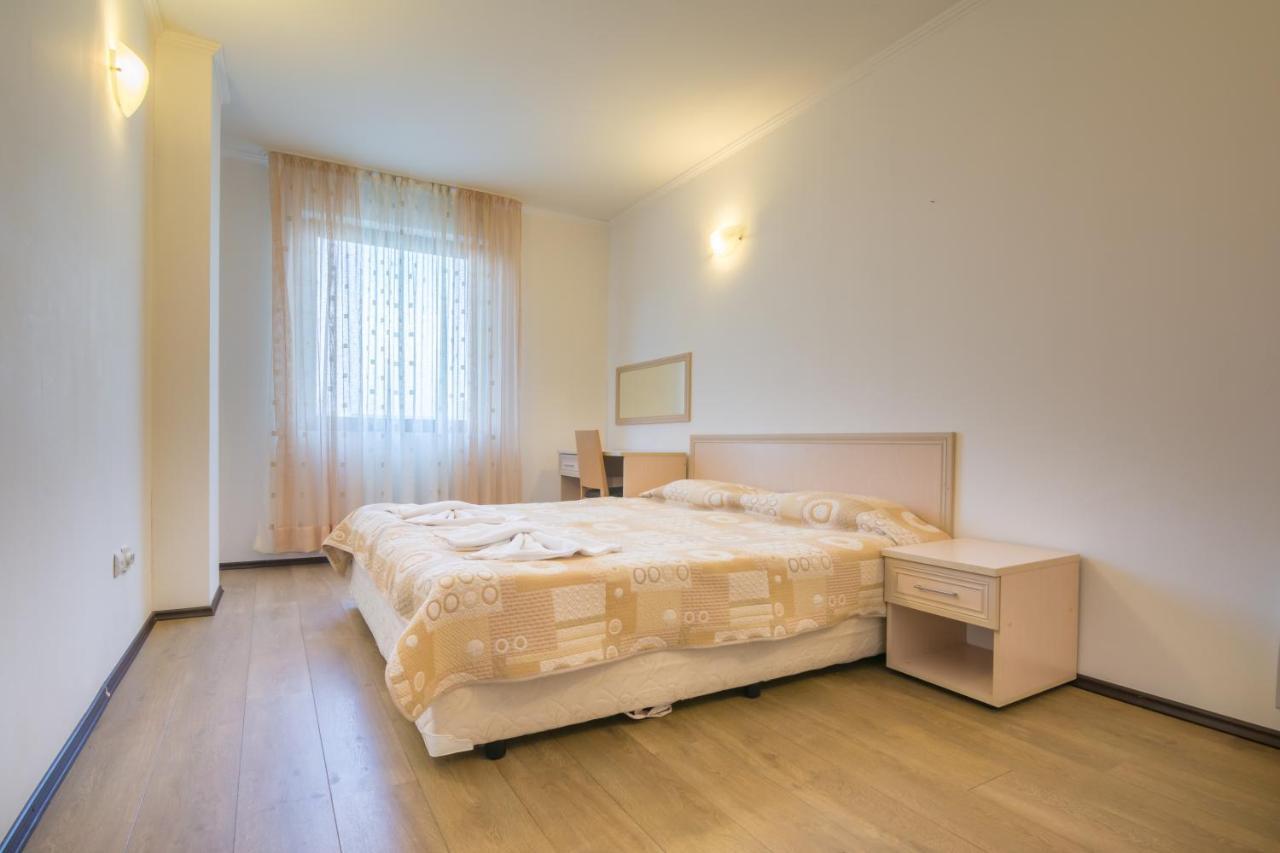 Apart Hotel Stenata ปอมโปโรโว ภายนอก รูปภาพ